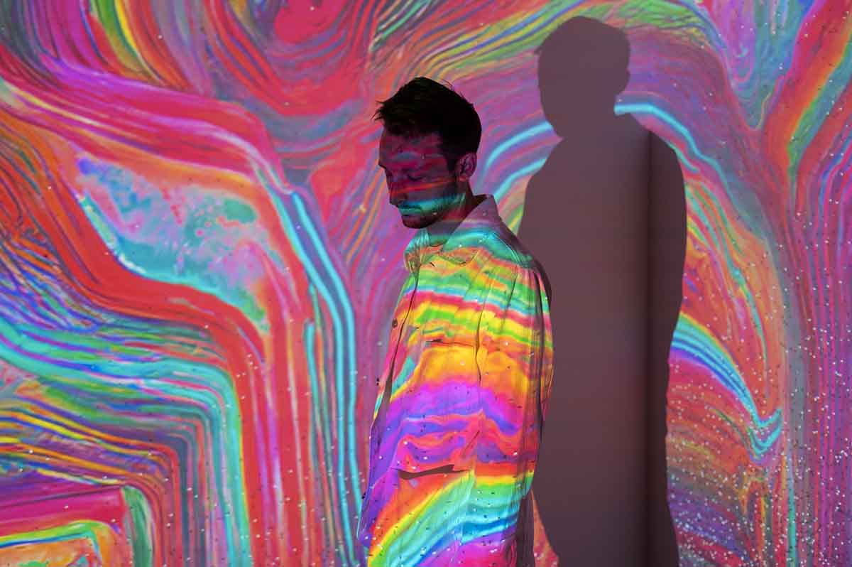 Artist and composer, David Grubb performs 31st Jan at The Hug and Pint.